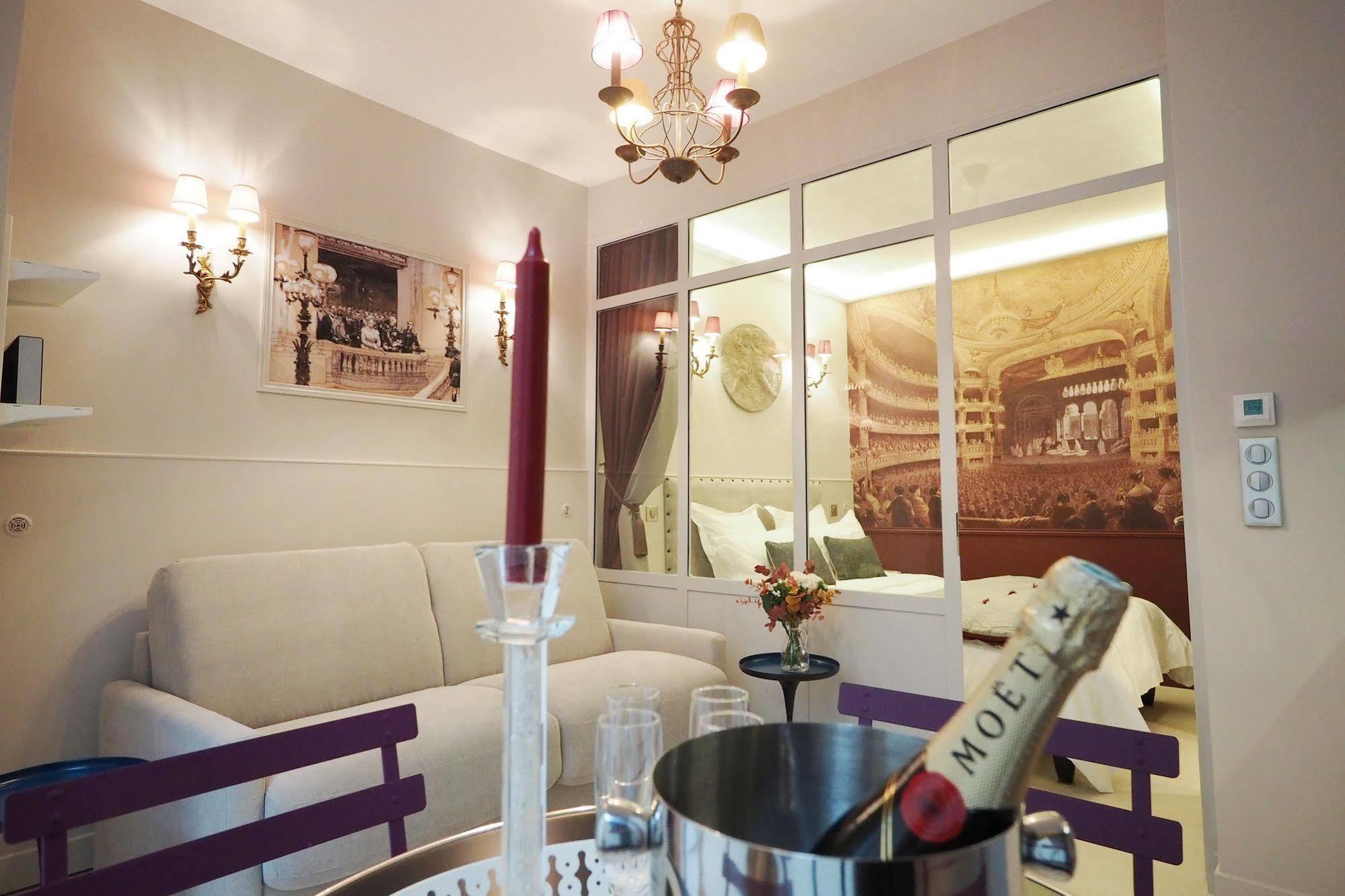 Palais Royal Chicsuites Париж Экстерьер фото